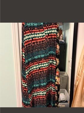 Charlotte Russe Black Maxi Skirt with Turquoise and Coral Pattern